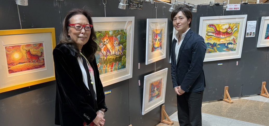 【業務実績紹介】海外アーティスト展示会にて通訳業務を担当しました（＠イオンモール香椎浜）